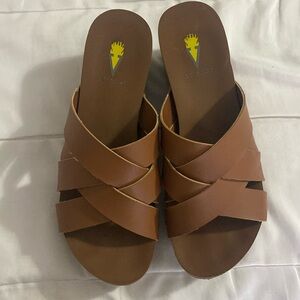 Volatile Mayfield Wedge